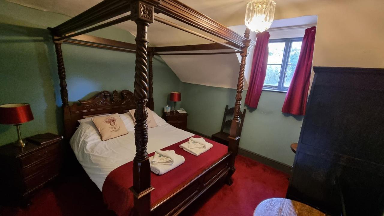 Churston Court Hotel 彻斯顿费斯 外观 照片