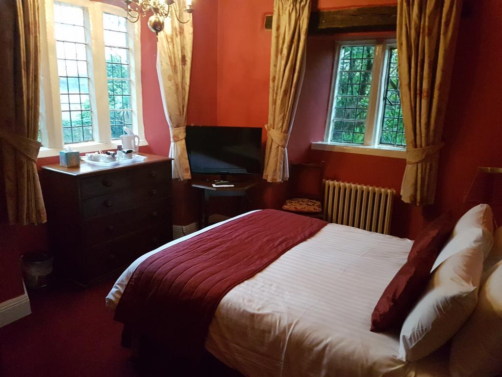 Churston Court Hotel 彻斯顿费斯 外观 照片
