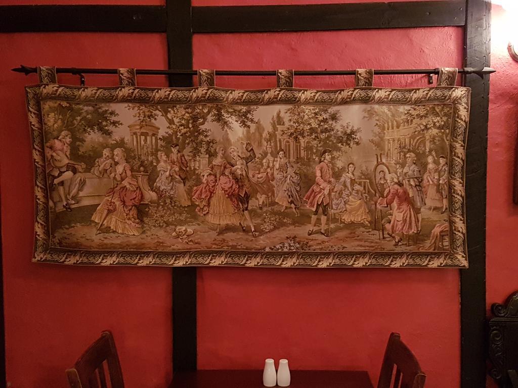Churston Court Hotel 彻斯顿费斯 外观 照片