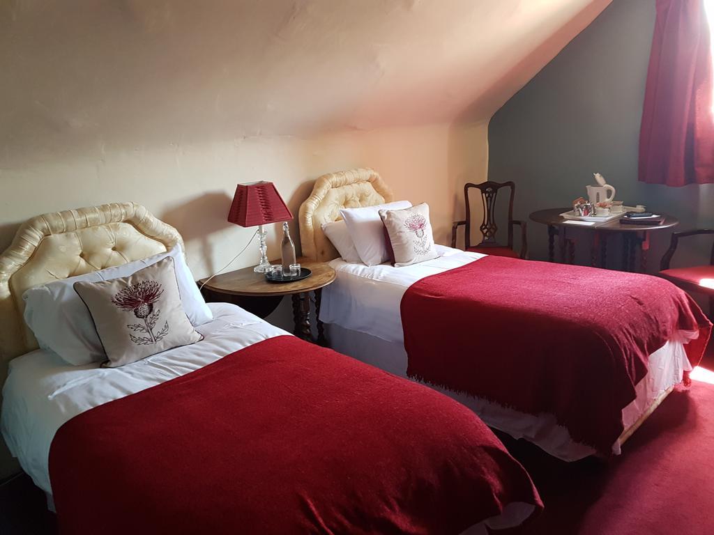 Churston Court Hotel 彻斯顿费斯 外观 照片
